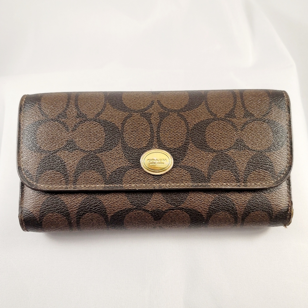 Coach Signature Checkbook  Wallet